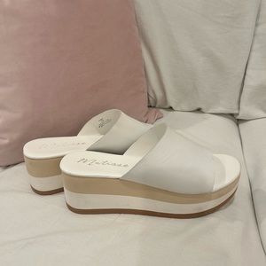 Matisse Femme Wedge White Platform Sandals